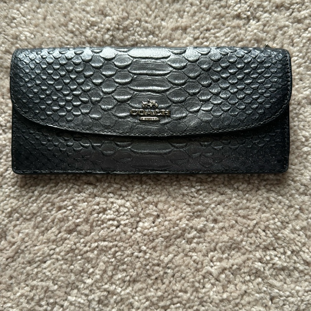 Coach Wallet - Silver/Gray